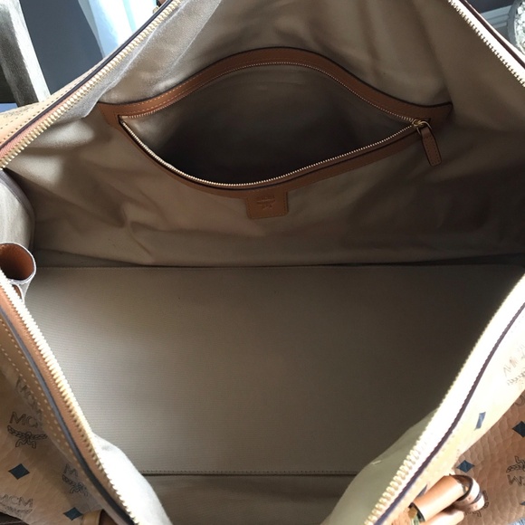 NWT MCM XL Duffle Bag - Picture 5 of 7